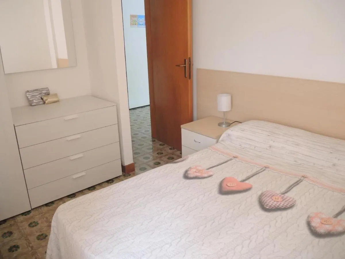 Nice Flat With Terrace In A Great Spot - Beahost Bibione Apartment