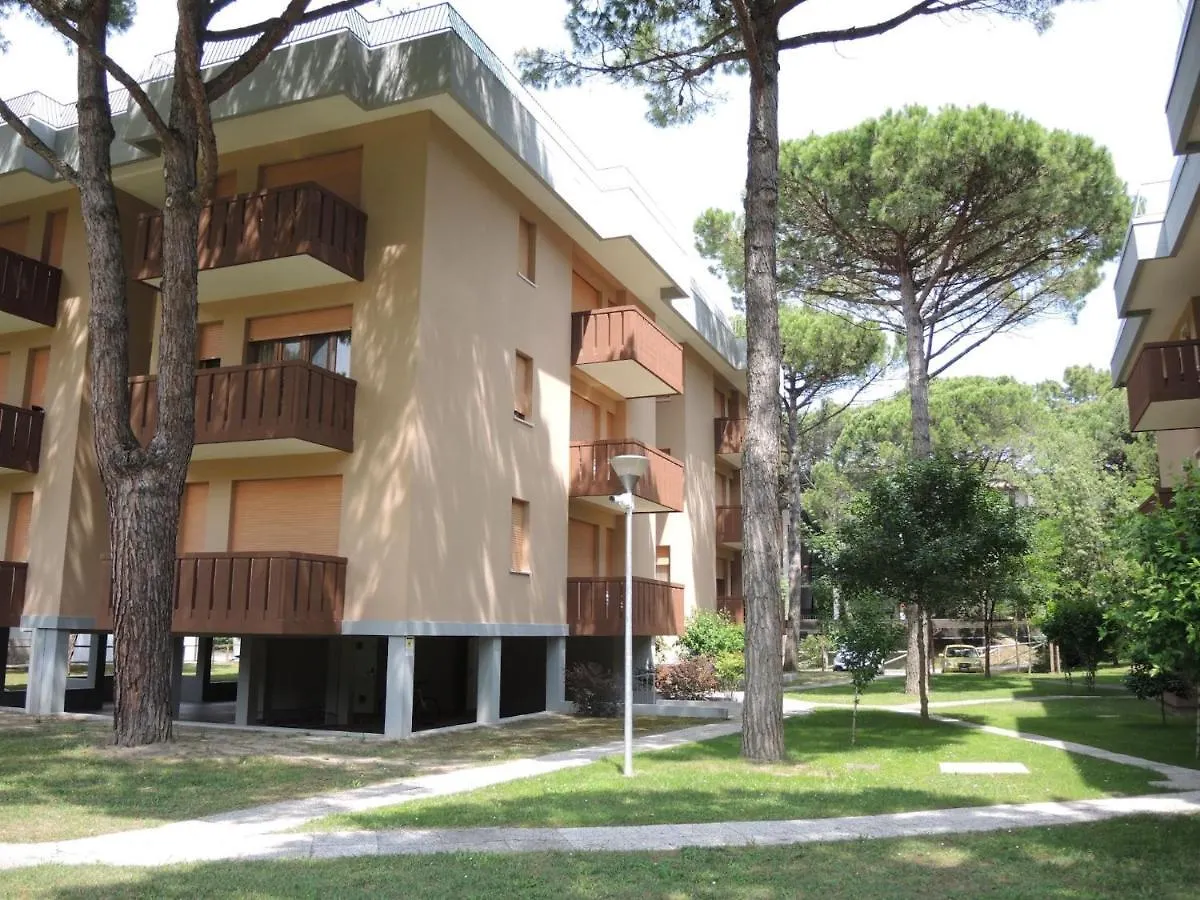 Nice Flat With Terrace In A Great Spot - Beahost Bibione Italy